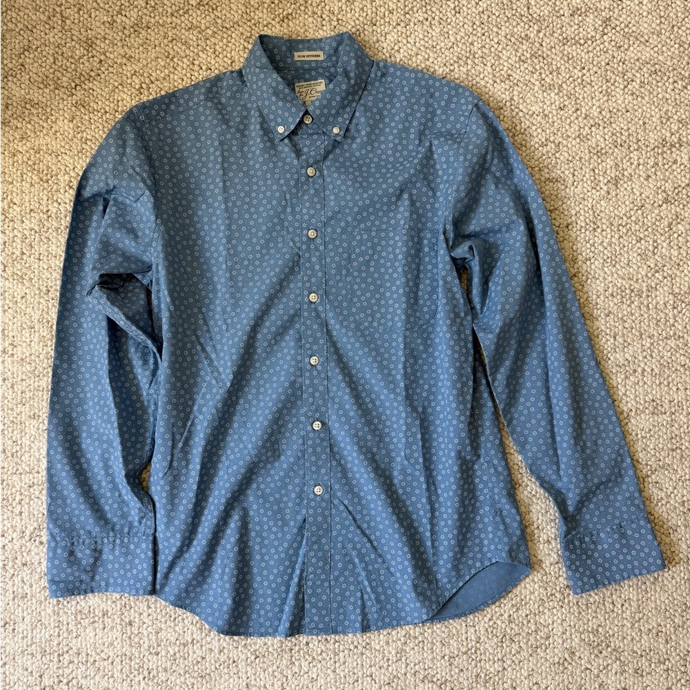 J. Crew Men's Blue Patterned Shirt - Small.- Slim Fit Untucked